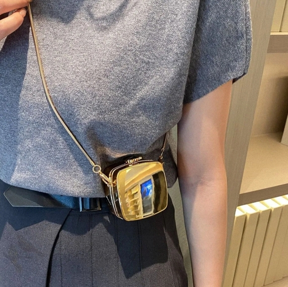 Mini Metal box bag - Picture 4 of 4